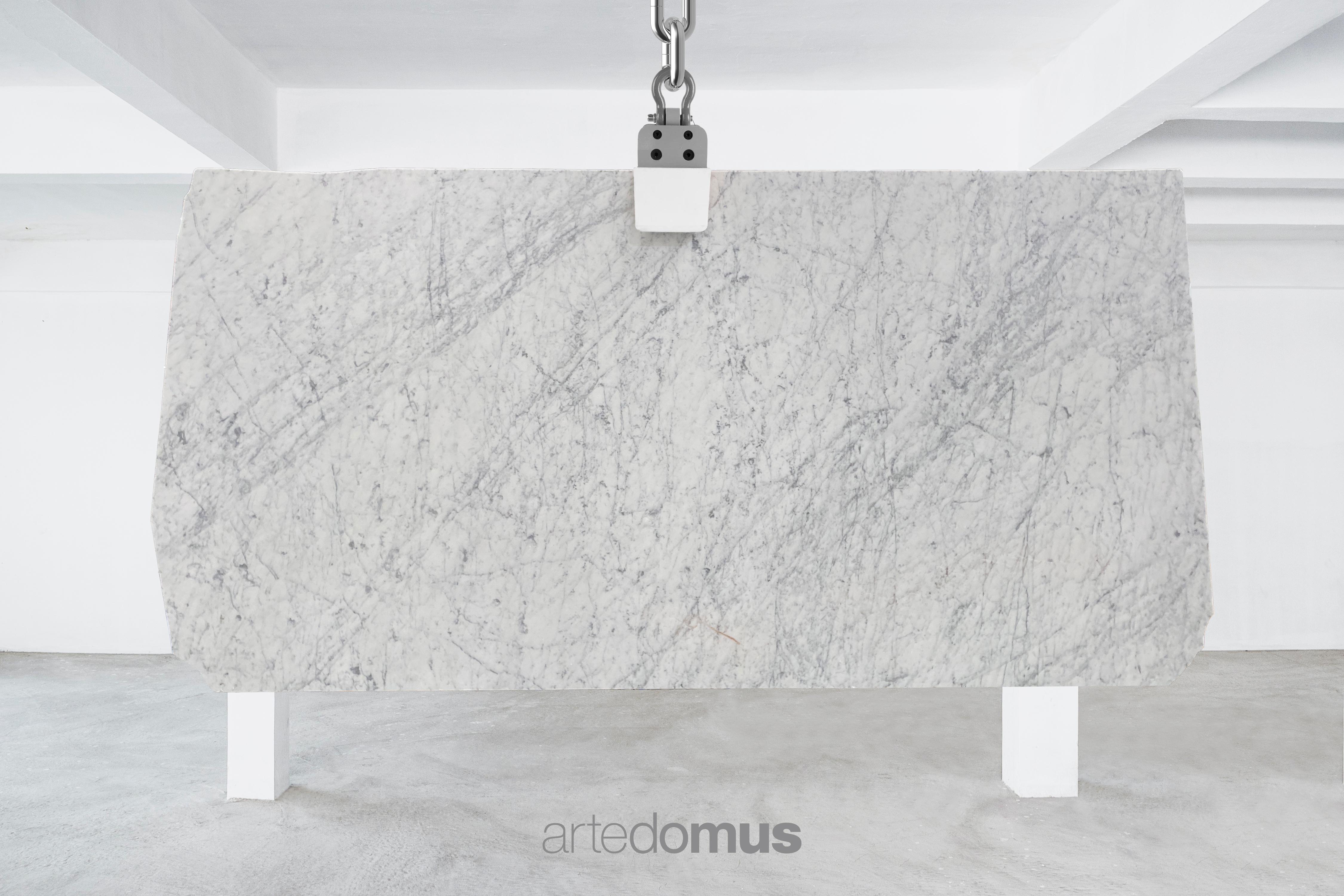 Bianco Carrara 831 Bris.jpg