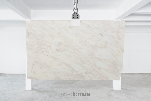 Ambria 20mm Honed Block 467.png