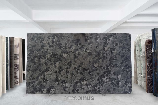 Merilia Brushed 20mm - 44 - Slab No. CP895AR 3250 x 1870.JPG