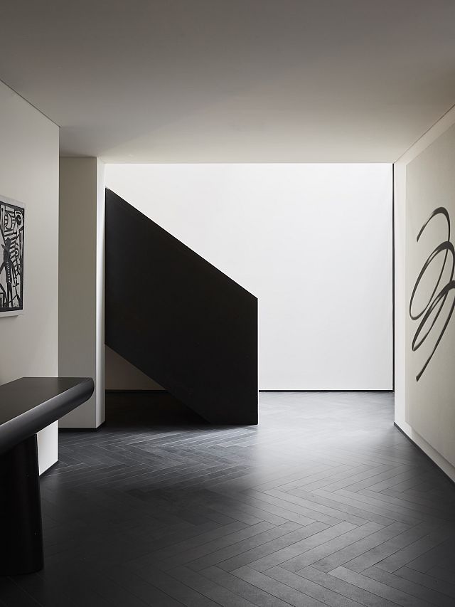 MAXIMUM Moon floor at van Haandel and Williams Pott's Point home. Photography by Anson Smart.jpg