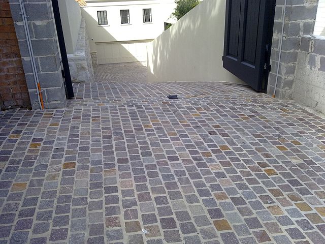 Porphyry Driveway 100x100mm Rose Bay.jpg