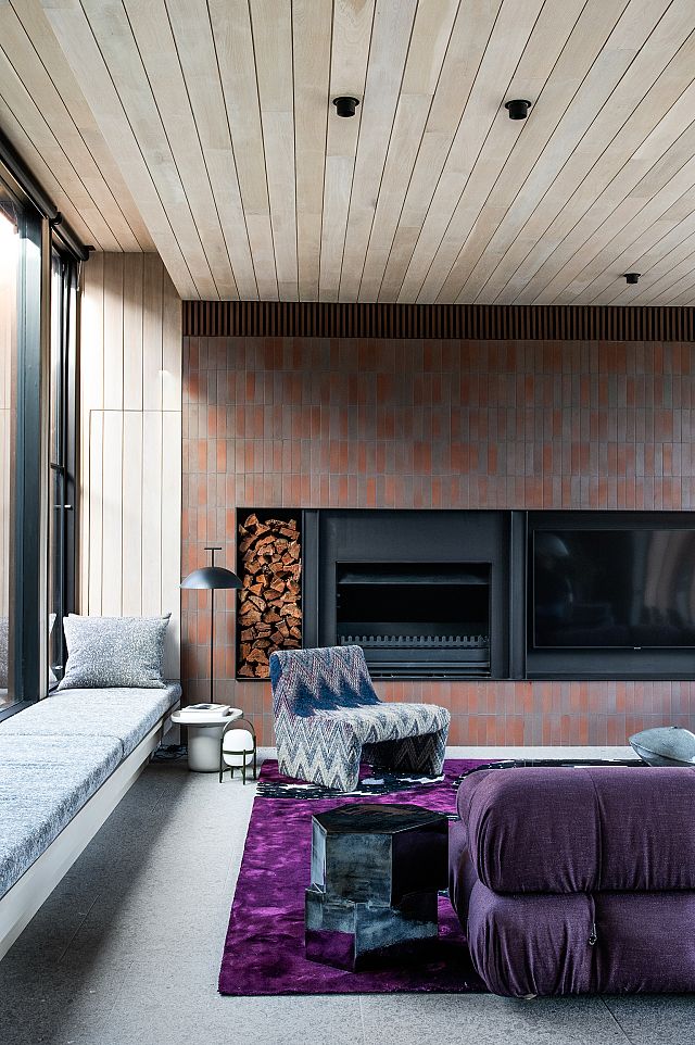 Fabe Re FABN/105N used on the fireplace Weeroona House by Neil Architecture and Simone Haag