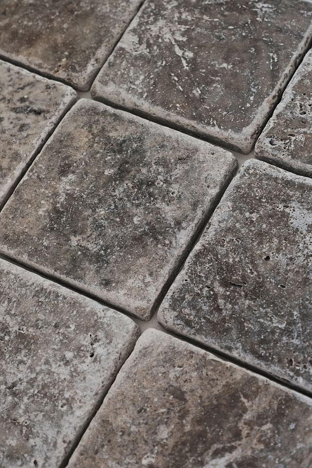 Artesan Romana Tumbled