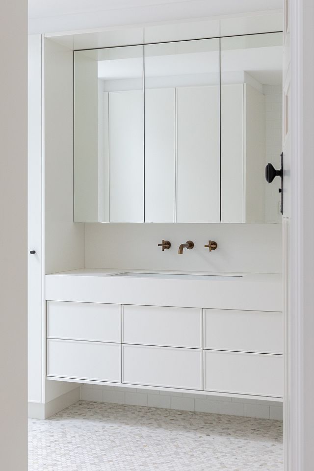 MAXIMUM Ice Matt mitred bathroom vanity at Burwood residence designed by Studio Priscilla. Photography by Joanne Ly. Build by Extend a Home..jpg