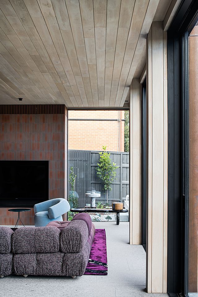 Fabe Re FABN/105N used on the fireplace and New Volume Hemera Lamp at Weeroona House by Neil Architecture and Simone Haag