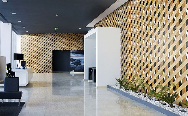 Lithos Design Opus Bambu Deserto marble feature wall.jpg