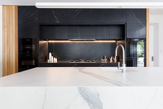 Maximum Marquina Honed + Statuario Matt by MGArchitecture.Interiors. Photography by Peter Mathew - 03.jpg