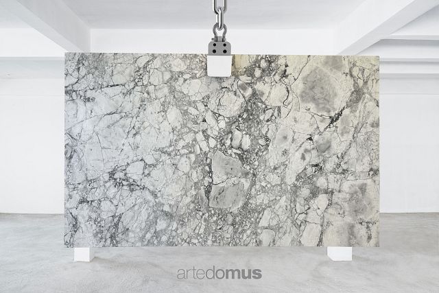 White Fantasy 685 Melb.jpg