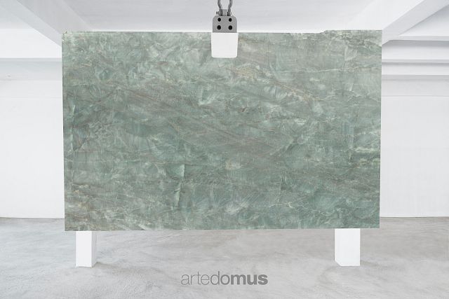 Smeraldo 20mm Honed Block 943B.jpg