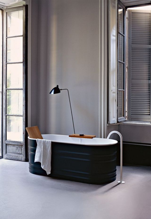 Agape Vieques Bathtub